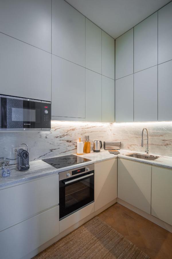 Paraiso Garden Suite--- Spacious & Downtown OOporto Exteriör bild